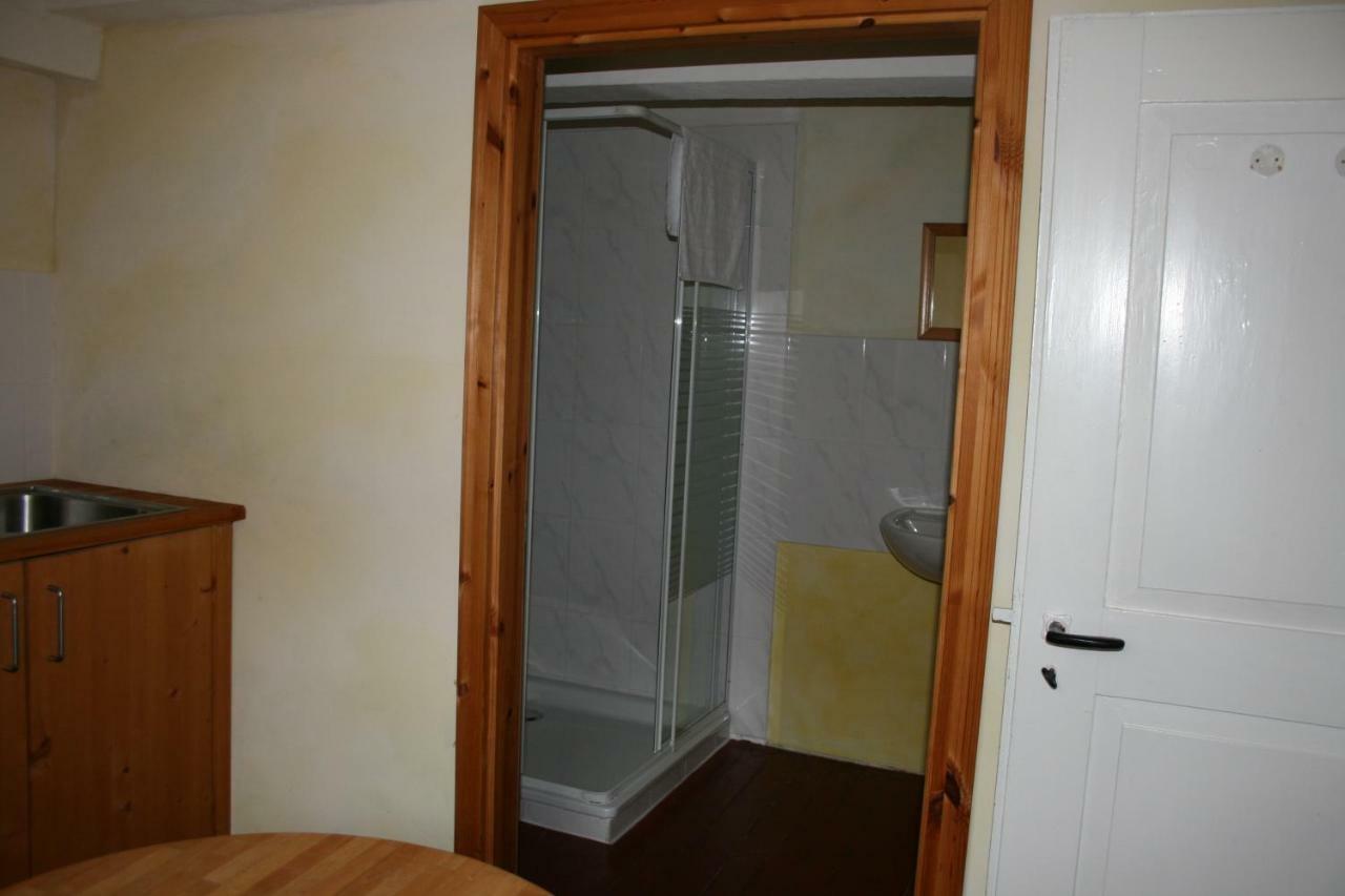 Apartments Cafe Brennnessel Veltheim Bagian luar foto